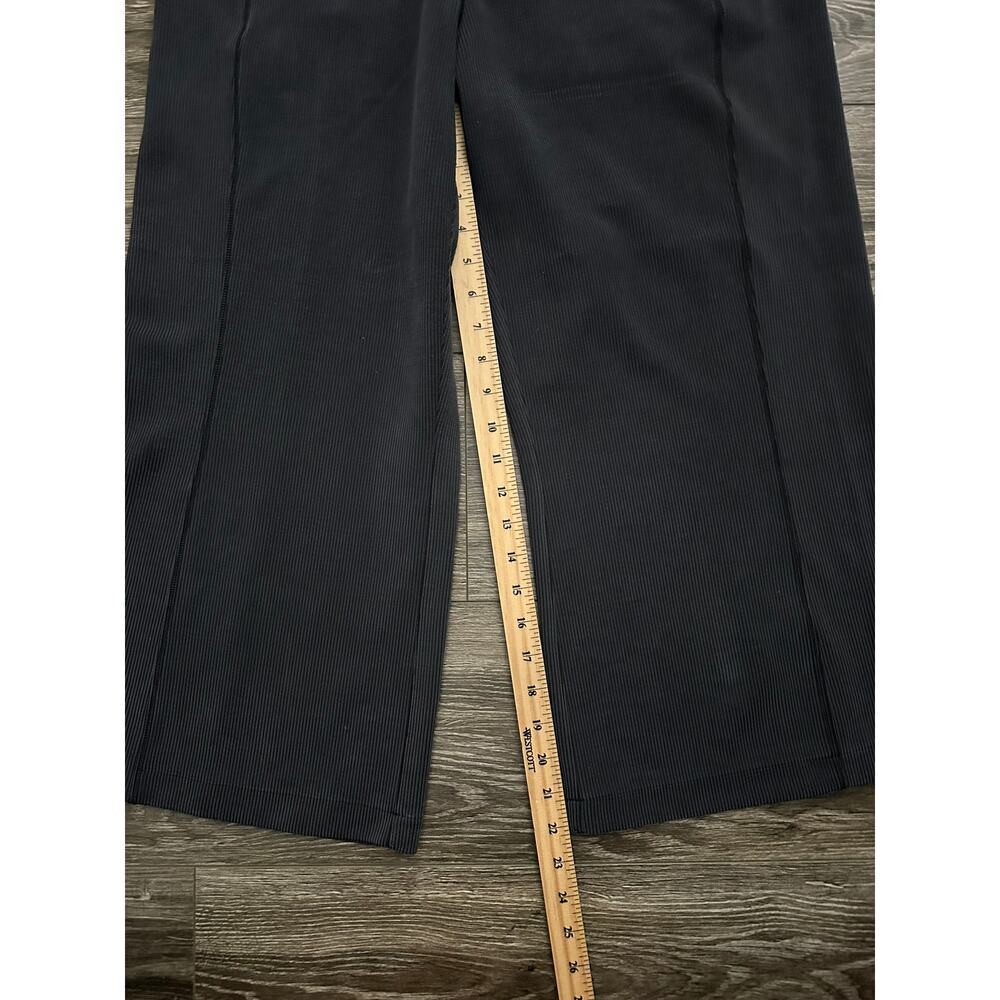 Lululemon Ribbed Softstreme Mid-Rise Wide-Leg Cropped Pant 25" Graphite Grey 14 - Picture 2 of 8